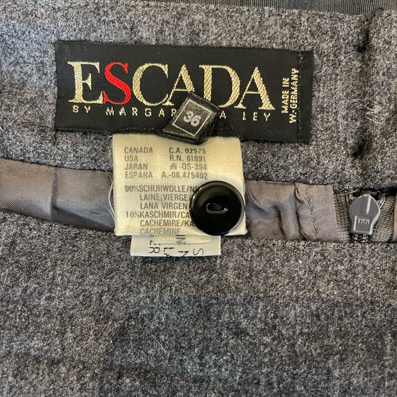 Escada Wool and Cashmere Blend Skirt - Picture 5 of 6
